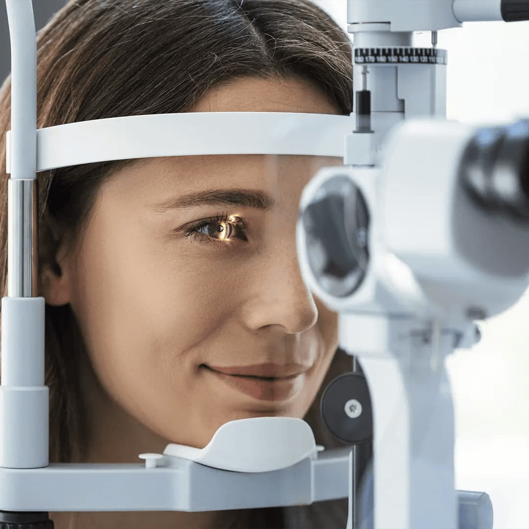A lady having an eye checkup at Dynamic Vision